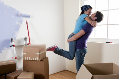 Local removal truck for homes and businesses in Enfield